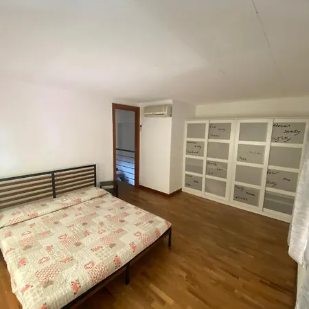 Rebocco Loft Apartman *